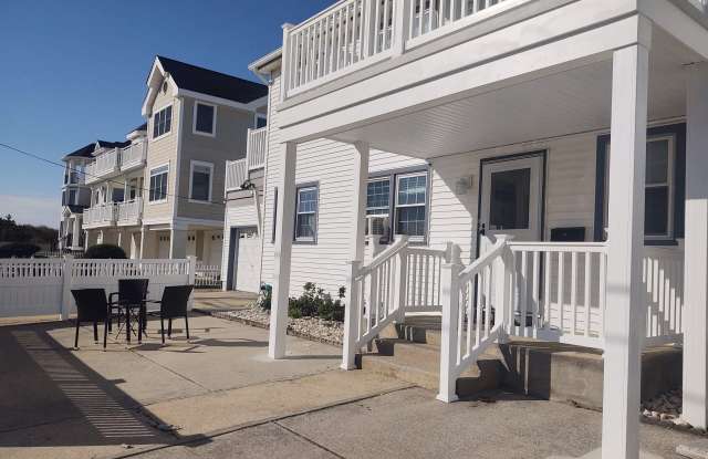 300 5th Street South