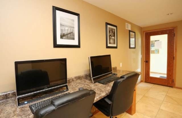 Willow Creek Apartments