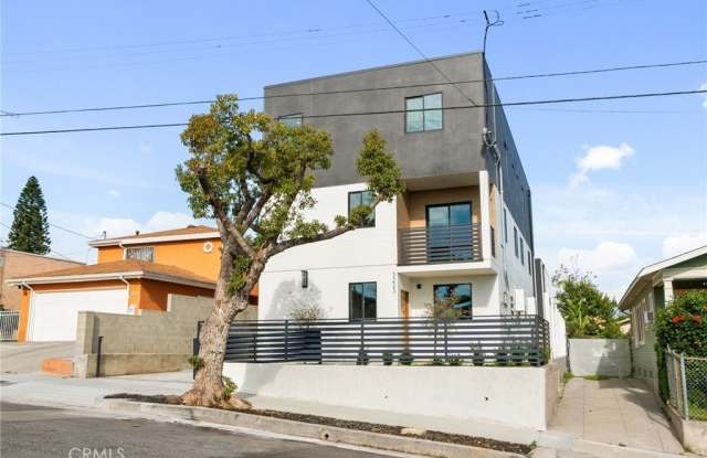 3223 Lanfranco Street