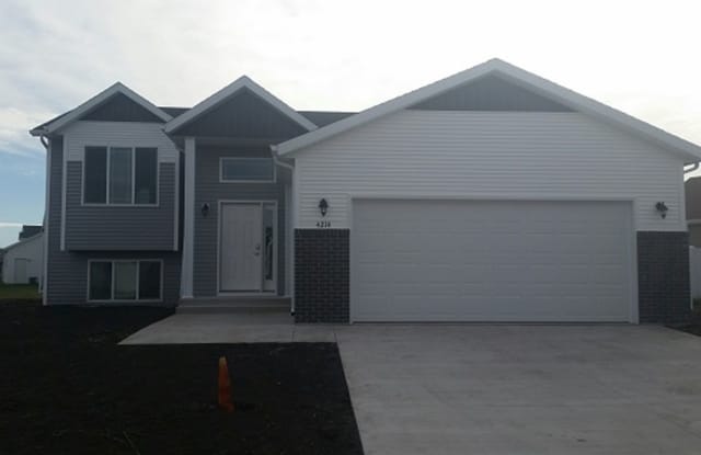 Photo of 4 Bedroom Home