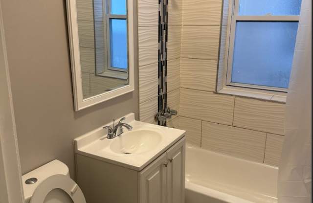 Photo of 1613 North LeClaire