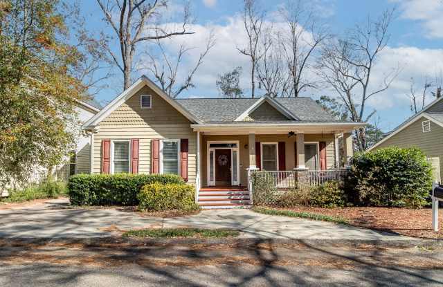 Close to Medical District and Downtown