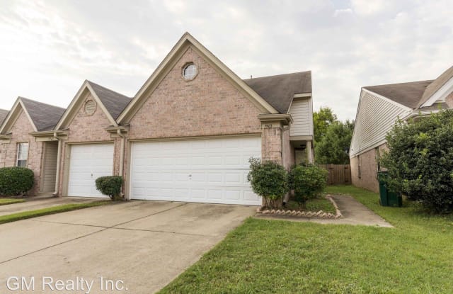 7963 Marsha Woods Dr - 7963 Marsha Woods Drive, Shelby County, TN 38125