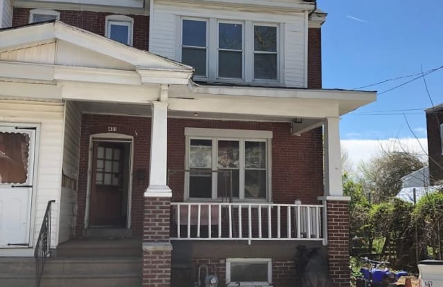 411 E 20th St - 411 East 20th Street, Chester, PA 19013