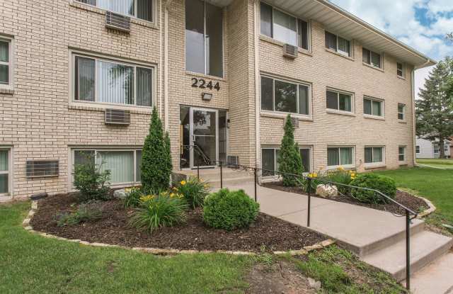 2M Apartments