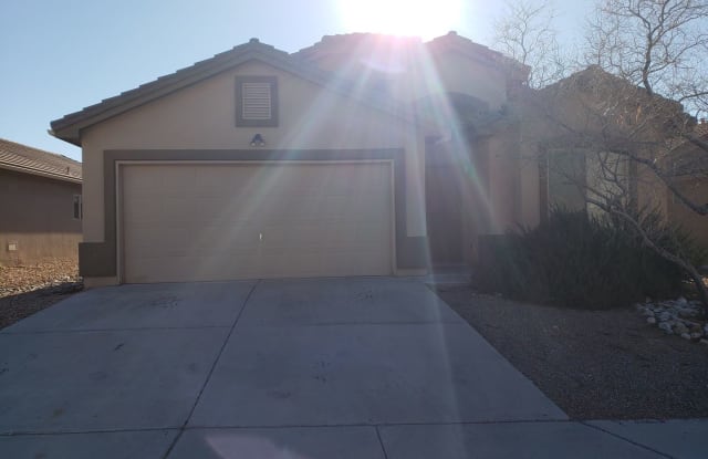850 Purple Aster Ave SW - 850 Purple Aster Ave SW, Los Lunas, NM 87031