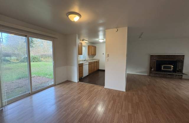 1838 10th Avenue Southeast