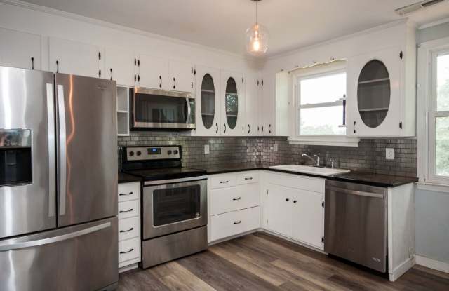 Huge 4 Bedroom 2 Bath Sylvan Park Classic! AVAILABLE NOW. Perfect for Roommates or a Home Office. $2750 per month.