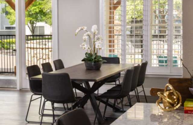 9400 W Parmer Ln, #1100