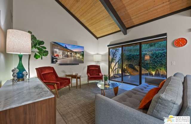 70100 Mirage Cove Dr unit: 10