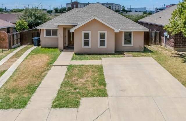 Photo of 2087 Fox Borough Dr