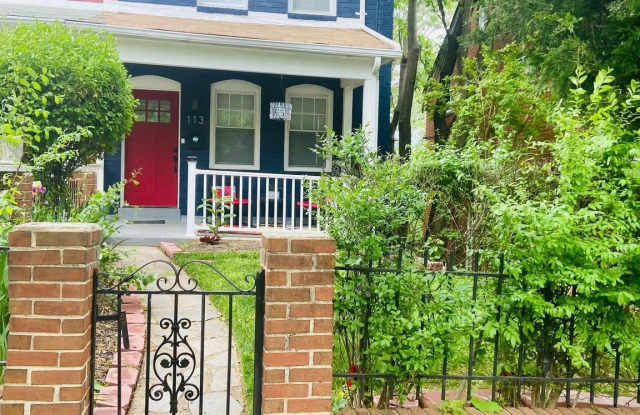 113 FORRESTER Street SW unit: B