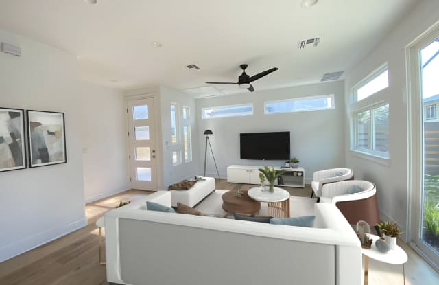 6104 Ponca St Unit #2