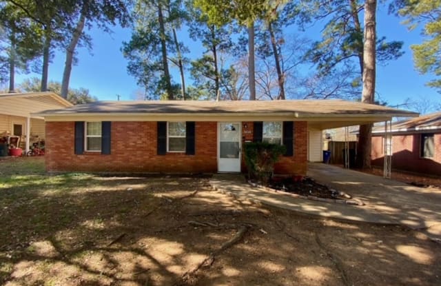 9434 Woodcrest Dr - 9434 Woodcrest Drive, Shreveport, LA 71118