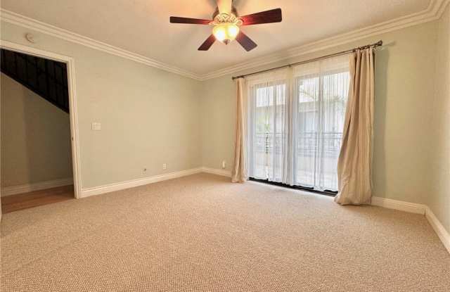 Photo of 1301 South Catalina Avenue