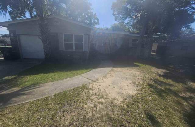 3131 N 10th Ave