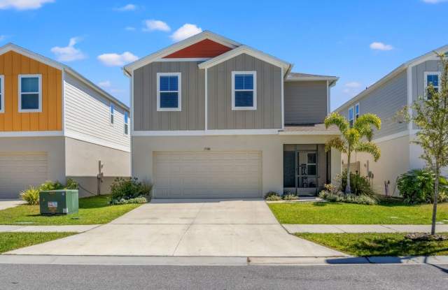 Greater Tampa Living in Wesley Chapel!!