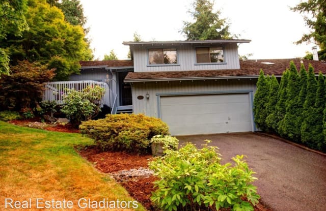 6423 158th PL NE - 6423 158th Place Northeast, Redmond, WA 98052