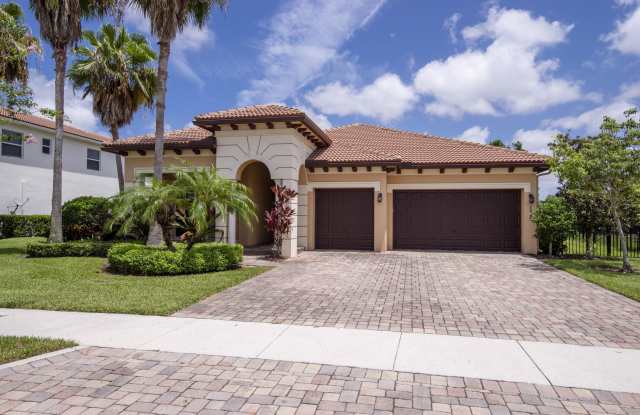 172 Manor Circle