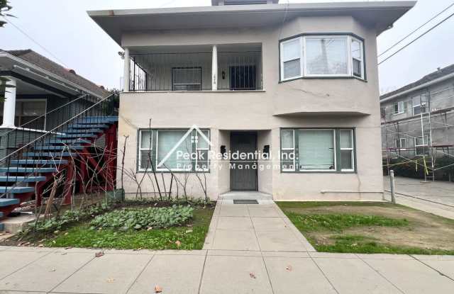 Photo of Charming 3bd/1ba Midtown Apartment-Must See!
