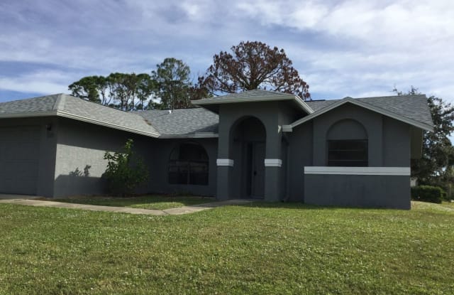 1101 GLENDALE AVE NW - 1101 Glendale Avenue Northwest, Palm Bay, FL 32907