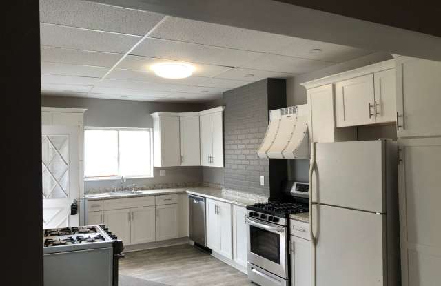 Lawrenceville - 3 BR Single Family Home, Newly Remodeled!  Off Street Parking!