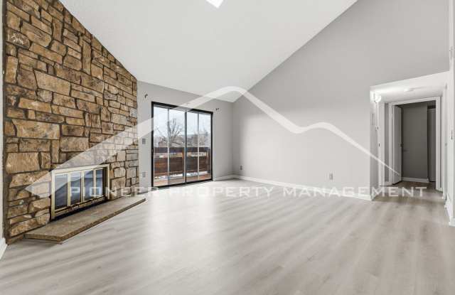 Great Condo with Central AC and Community Pool