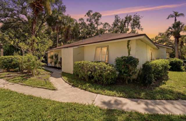5324 Royal Palm Avenue