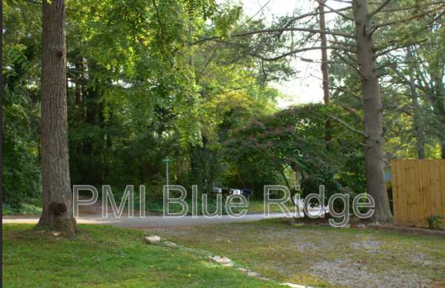 1608 Pennsylvania Avenue