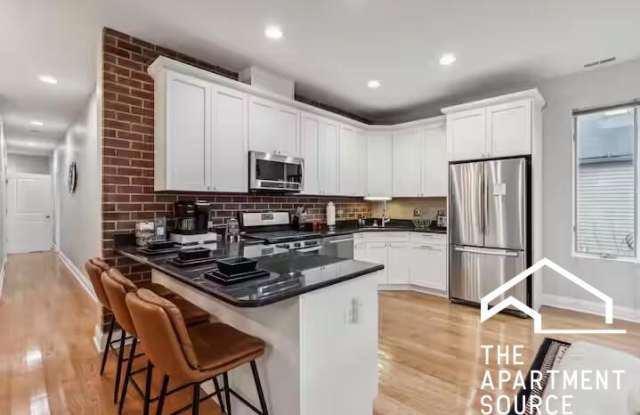 3935 South Wells St.