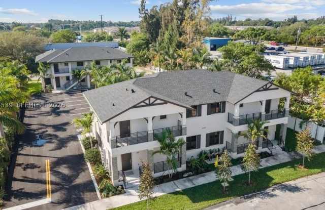 5745 SW 44th COURT