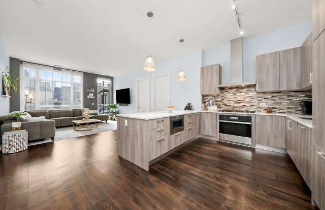 367 W Locust Street unit: 304