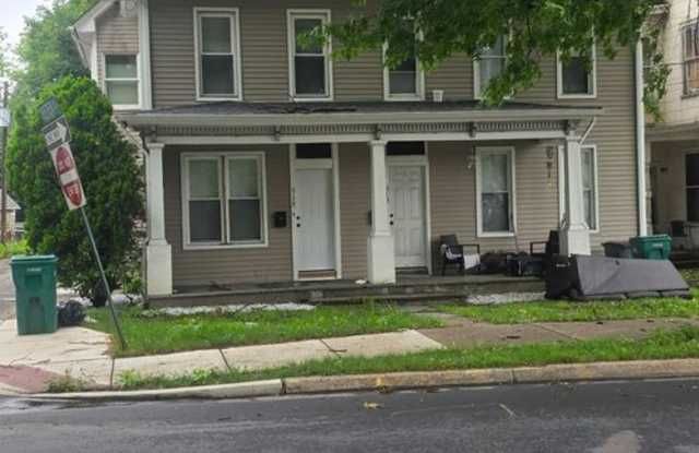 313-315 South Courtland St.
