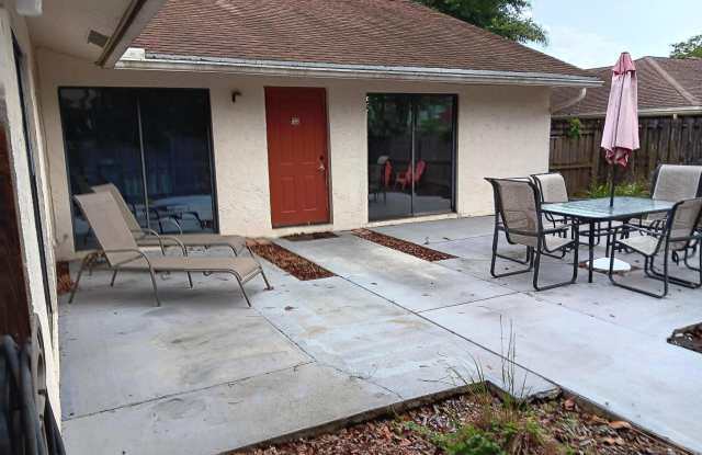 Photo of 1509 Hawthorne Place