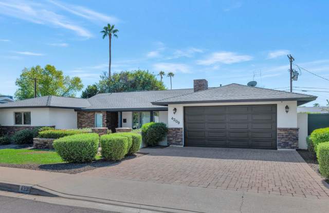 4209 E. Weldon Ave Phoenix, AZ 85018