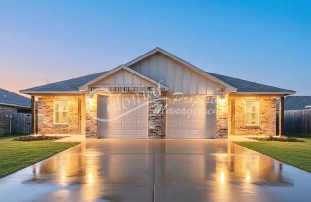 Photo of AVAILABLE NOW (SECTION 8 ACCEPTED)