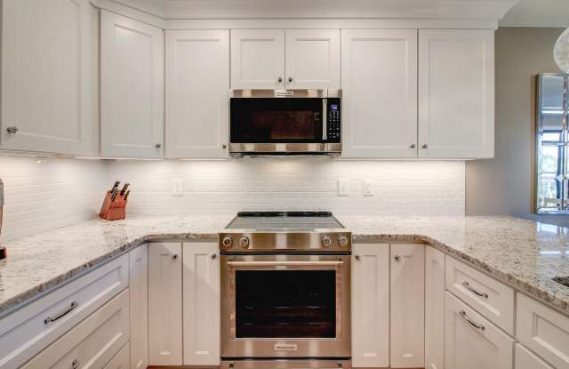 590 Marina Drive - 1Unit D22