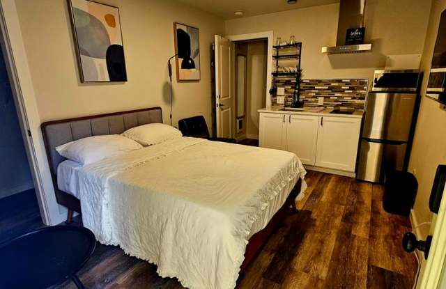 Photo of Fully Furnished Studio New in Silverdale Washington Short Term Month to Month