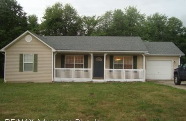 203 Debbie Dr - 203 Debbie Drive, Vine Grove, KY 40175