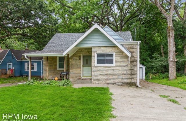 2620 Adams Ave - 2620 Adams Avenue, Des Moines, IA 50310