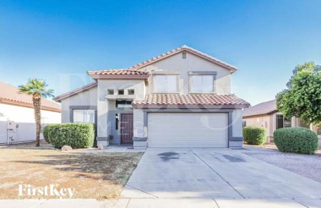 8555 West Sunnyslope Lane