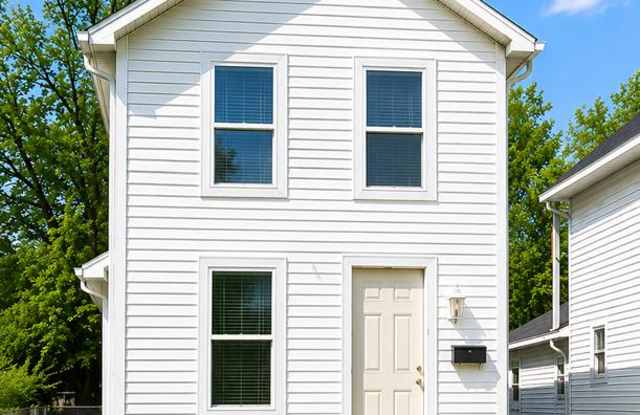 Welcome to 718 Rice Street