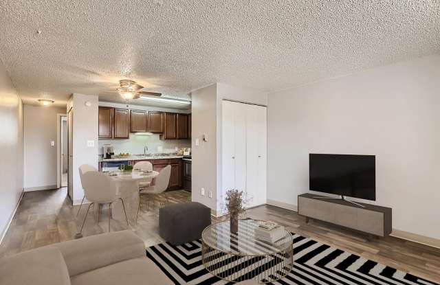 Fox Hill Apartments