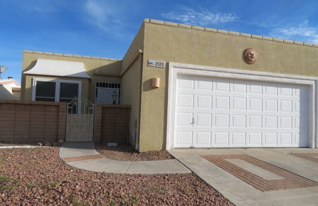 2125 Sagecrest Ave - 2125 Sagecrest Avenue, Las Cruces, NM 88011