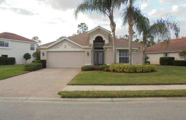 9042 Shadow Glen WAY - 9042 Shadow Glen Way, Fort Myers, FL 33913