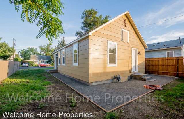808 W Alder St