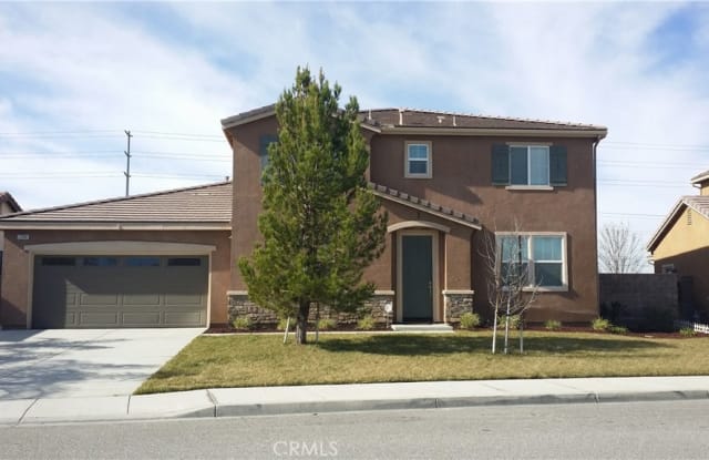 27283 Stonehurst Drive - 27283 Stonehurst Drive, Menifee, CA 92585