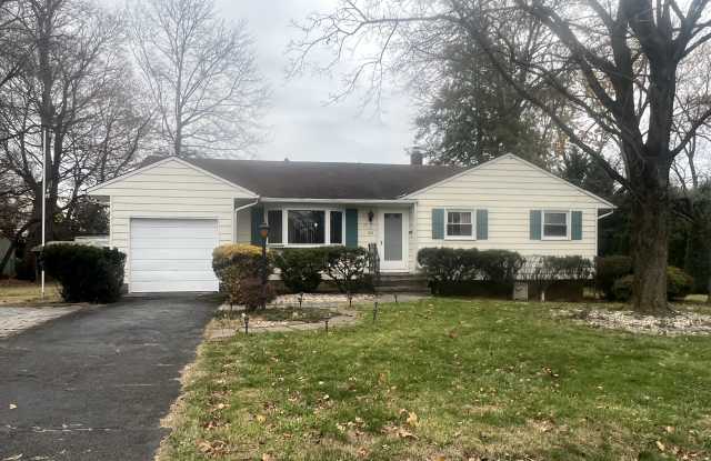 Photo of 810 Ashton Street