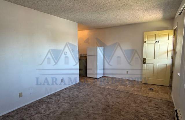 706 Downey St