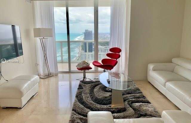 Photo of 1830 S Ocean Dr